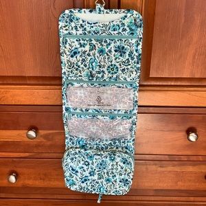 Brand New, Vera Bradley hanging cosmetics case